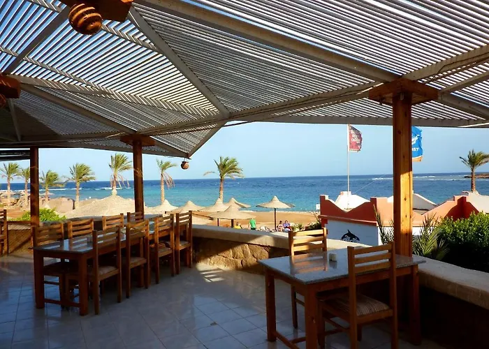 Resort Coral Garden 2*